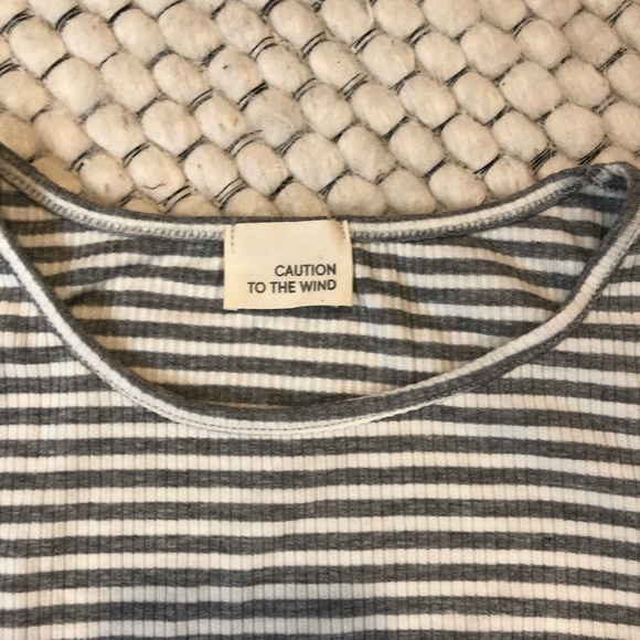Pacsun bundle of two crop tops - Picture 2 of 6